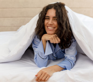 Kołdra obciążeniowa 8 kg – dla kogo jest odpowiednia i jakie korzyści przynosi?