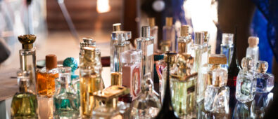 Perfumy na prezent – jak wybrać idealny flakon?